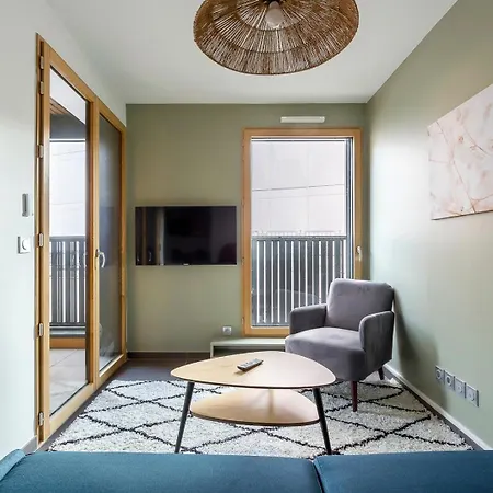 Croix-rousse : T3 Avec Patio ! Apartment *